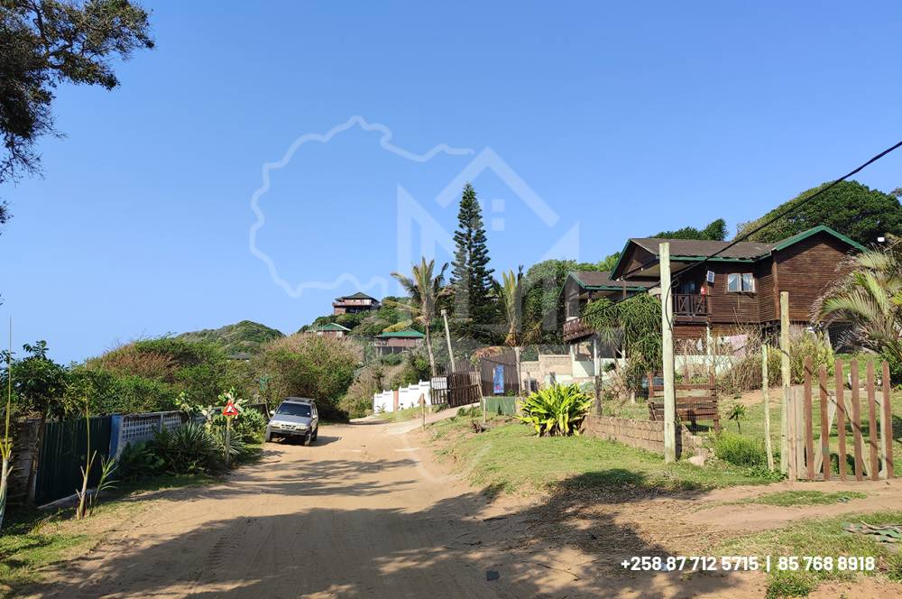 Trespassa-se 2 Terrenos a 500m da praia dos amores, Katembe.