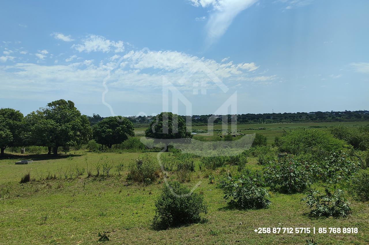 Trespassa-se Terreno em Katembe próximo à rotunda